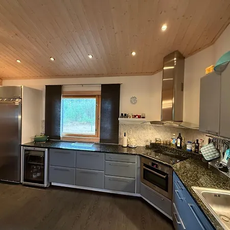 Polly, Jaala, Luxury With Private Sauna Villa *
