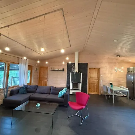 Villa Polly, Jaala, Luxury With Private Sauna *